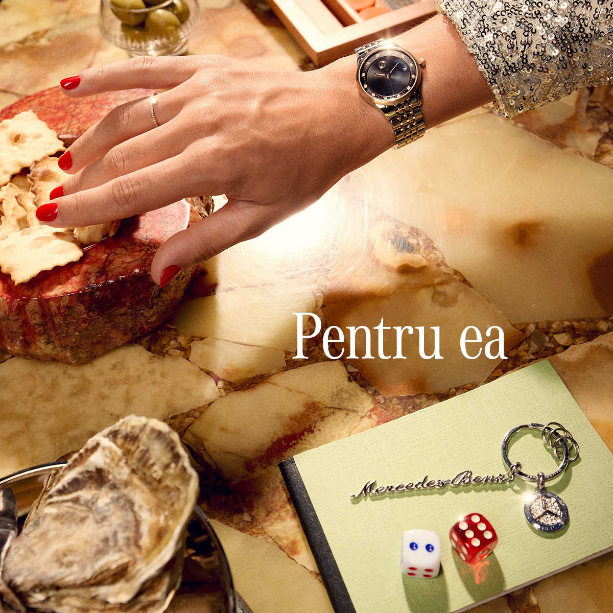 501379_MBAS_24033_TMX_Xmas_Carousel_1200x1200_RO_v1 2